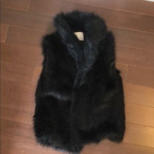 Black faux fur vest